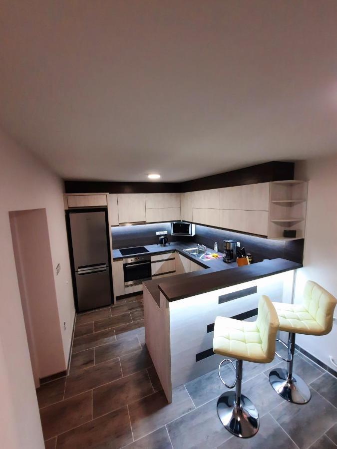 Sen Apartment